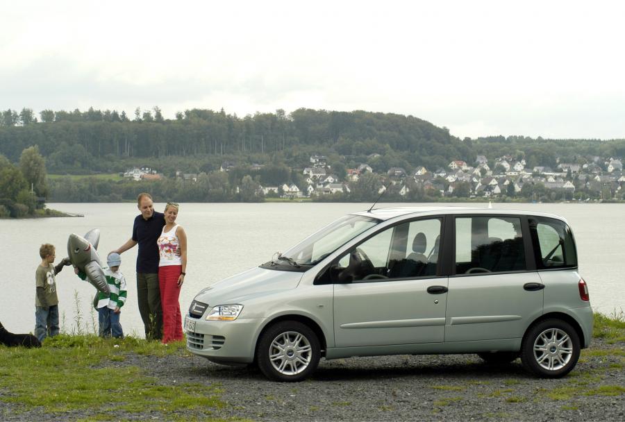  Fiat Multipla 2004 года  (WW) (фото 32 из 44)
